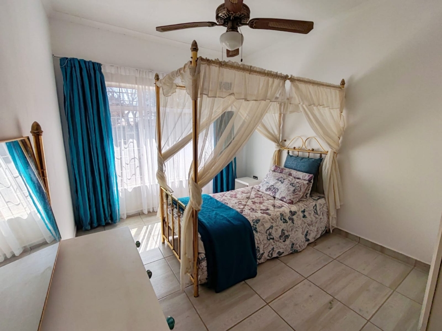 5 Bedroom Property for Sale in Miederpark North West